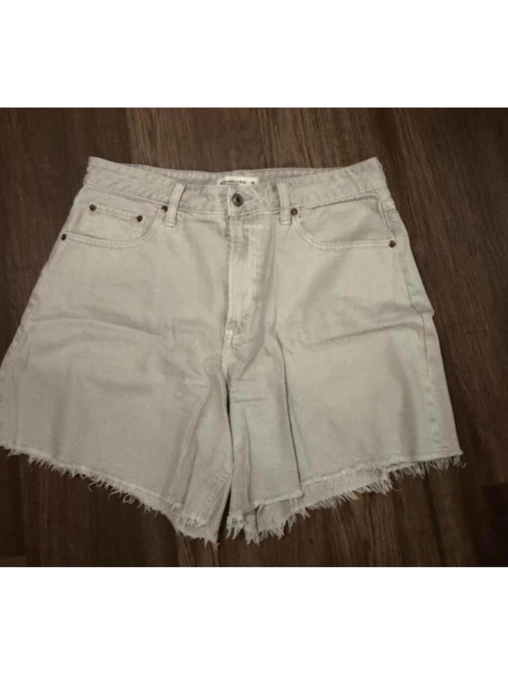 Worn Once Abercrombie Curve Love High Rise Loose Light gray denim short 30